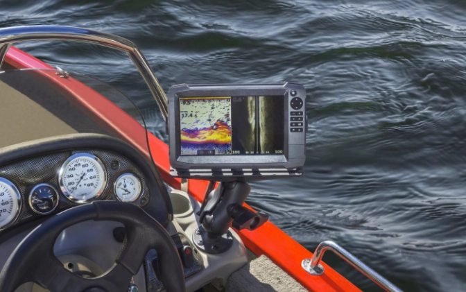 how does a fish finder work
