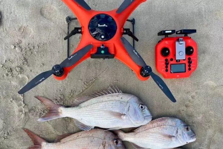 how to use a fishing drone