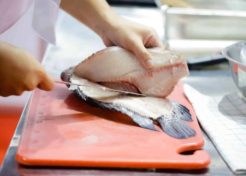 fish filleting techniques