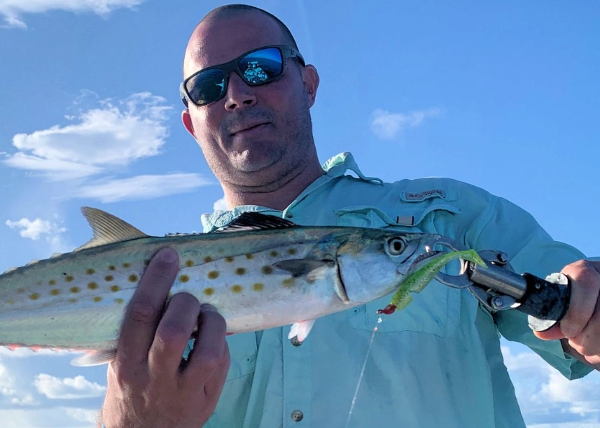 how to read a fishing forecast