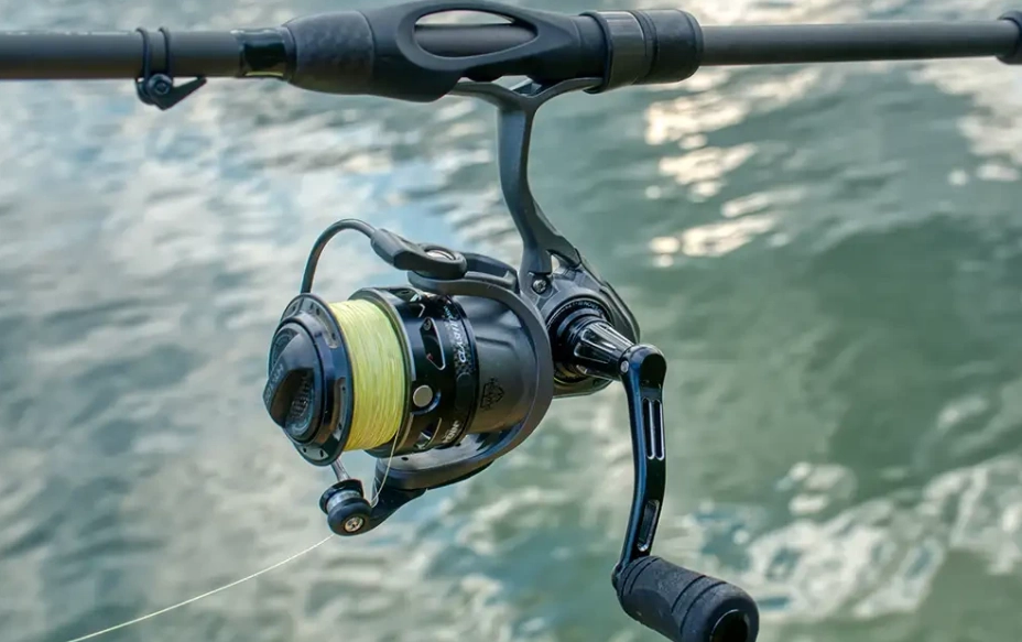 how to choose a bass fishing reel how to choose a bass fishing reel