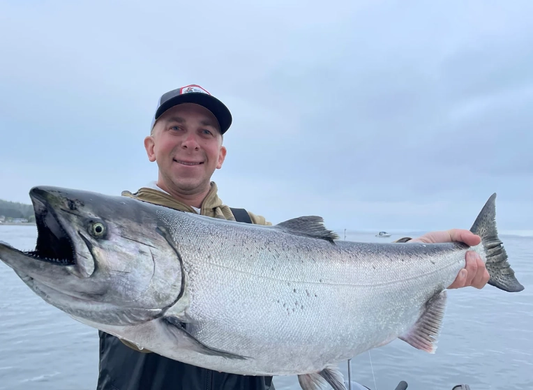 best time to fish for salmon