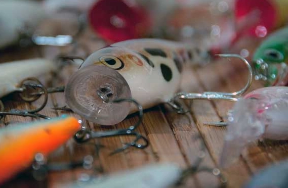 types of fishing lures