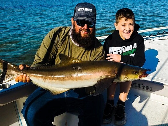 How much to tip for a 4 hour fishing charter?