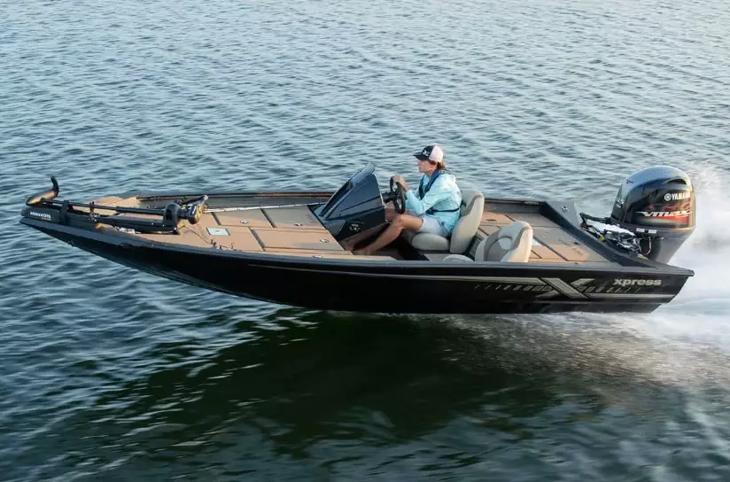 Bass fishing boat