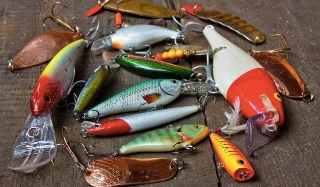 river fishing lure selection