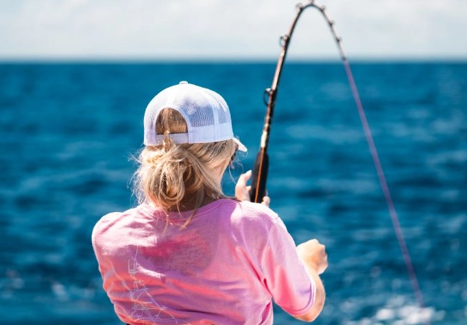 fishing apparel for cold weather