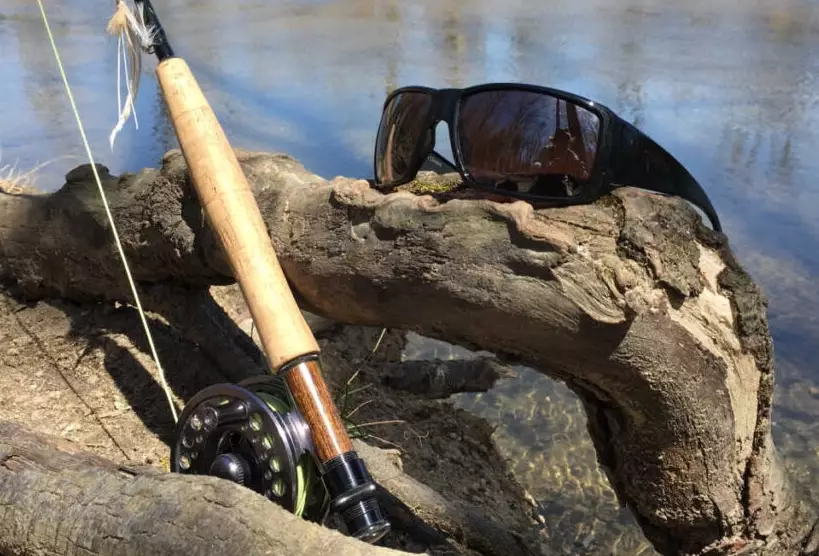 Are polarized sunglasses needed for fishing?