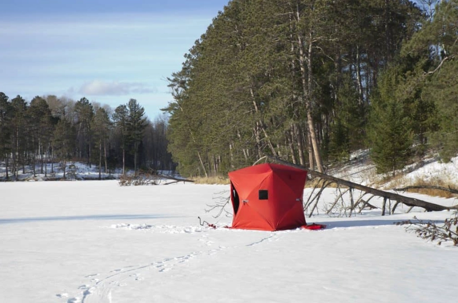 best ice fishing shelter with floor